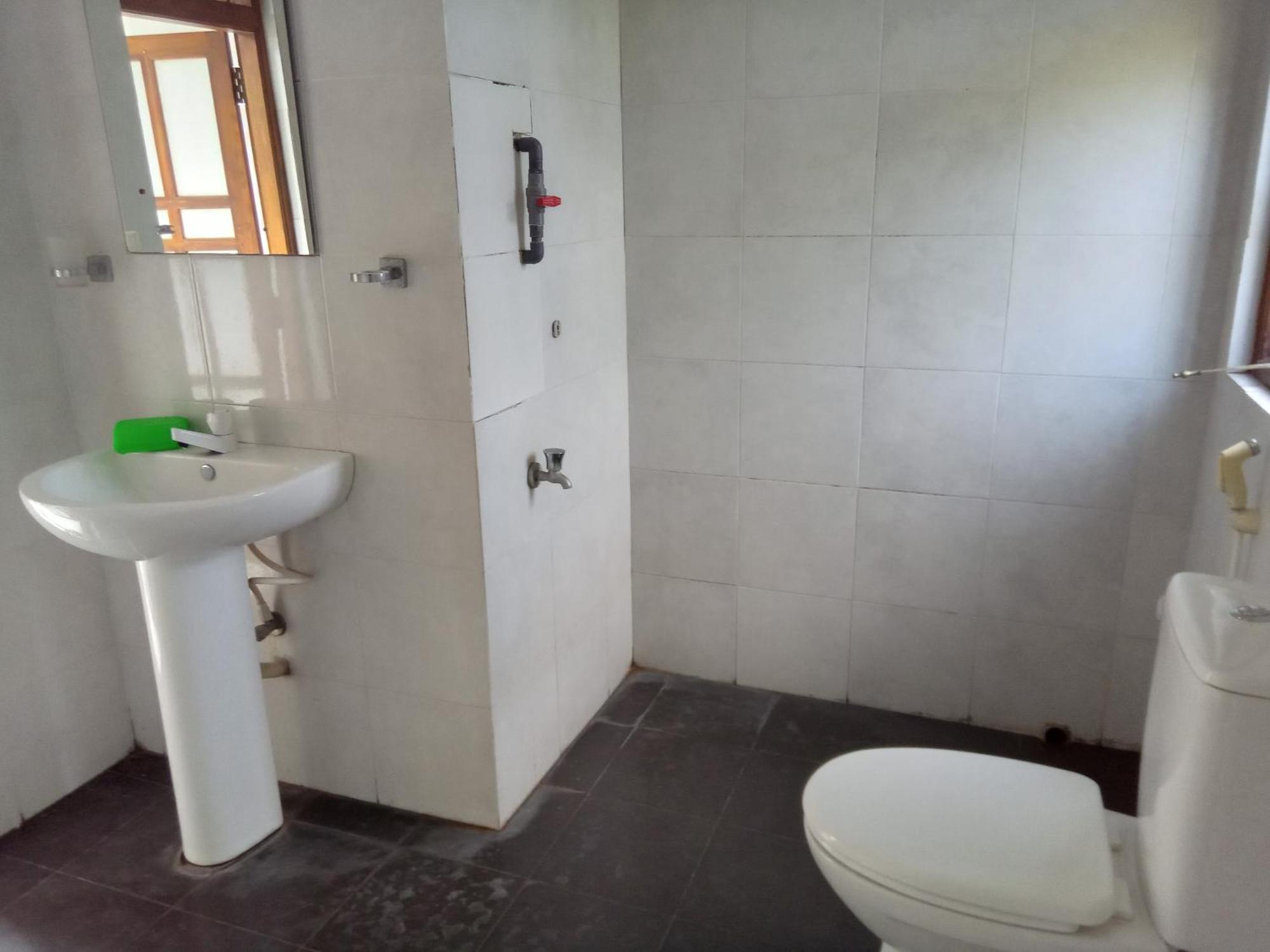Проживання в сім'ї Green Villa